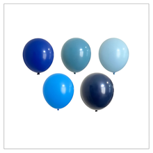 Load image into Gallery viewer, Blues Balloon Bouquet
