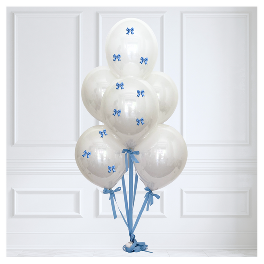 Signature Glass Coquette Balloon Bouquet - Blue Blanco