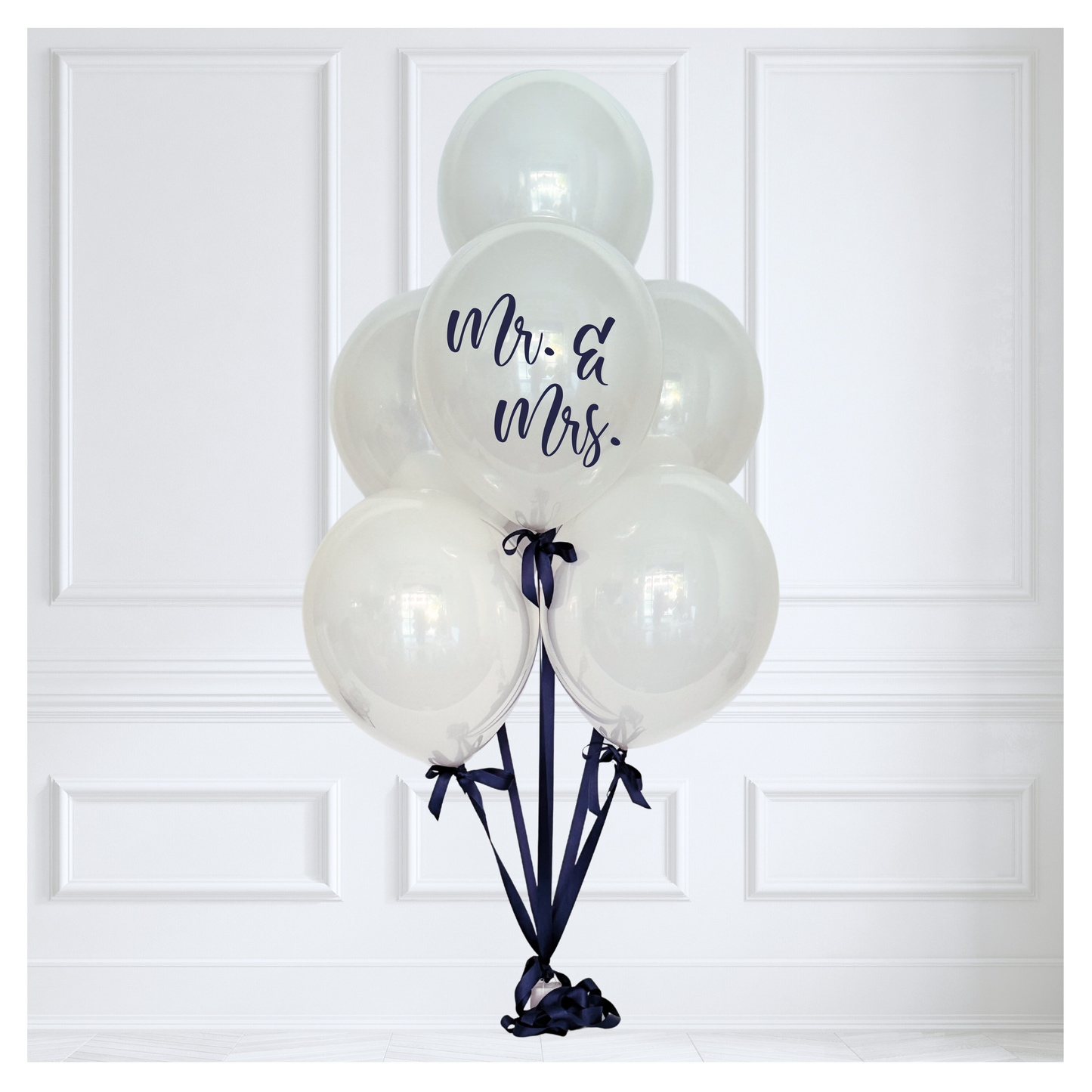 Signature Glass Balloon Bouquet - Navy Blanco